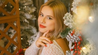 Creadora de contenido Dila Garro tuvo a Pedro Pascal al frente y casi se le arruina el momento