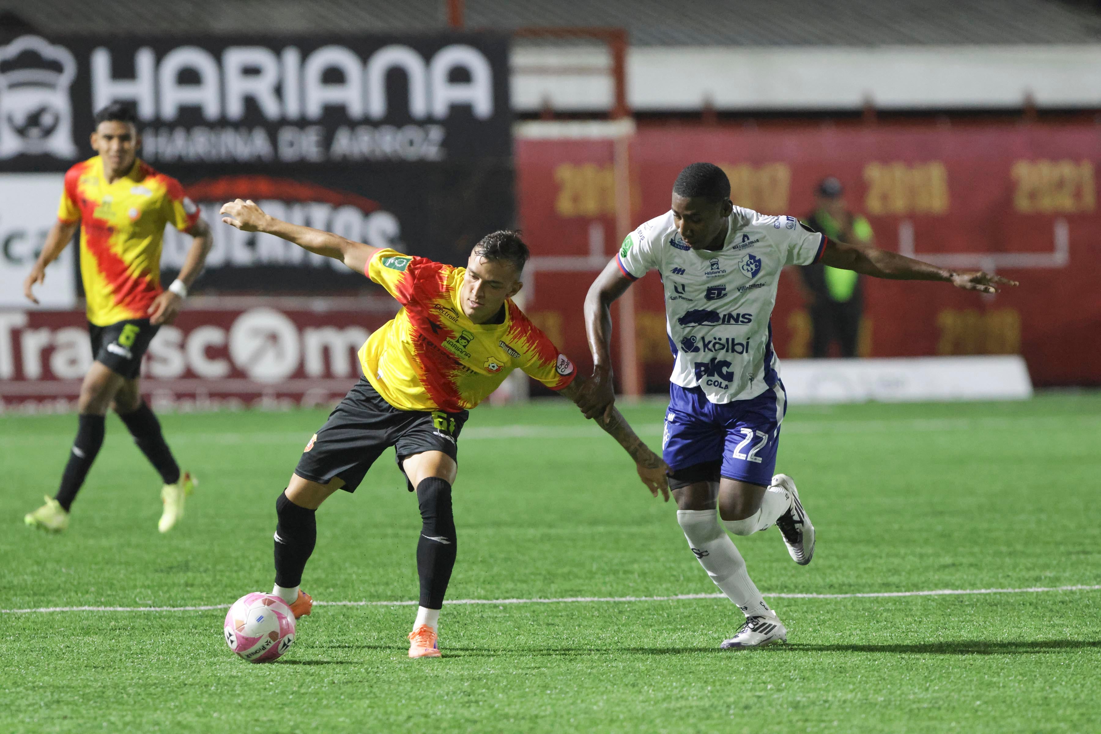 Herediano vs Cartaginés