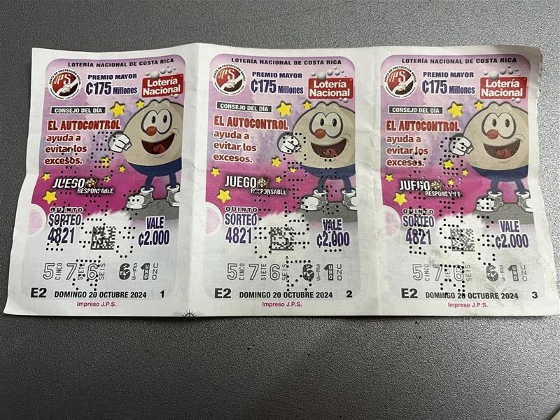 Una mujer, vecina de San José ganó 105 millones de colones, con el acumulado de la Junta. Prensa JPS.