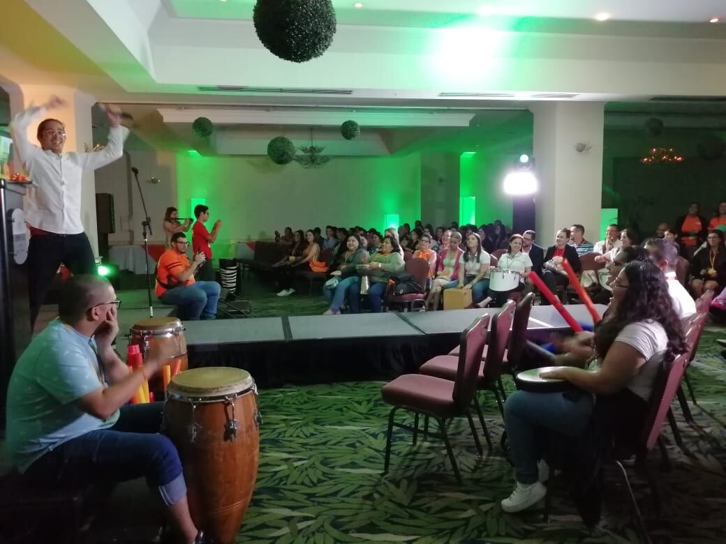 150 adolescentes aprenden a enfrentar el cáncer en la VI edición de Conectando Sonrisas del Proyecto Daniel