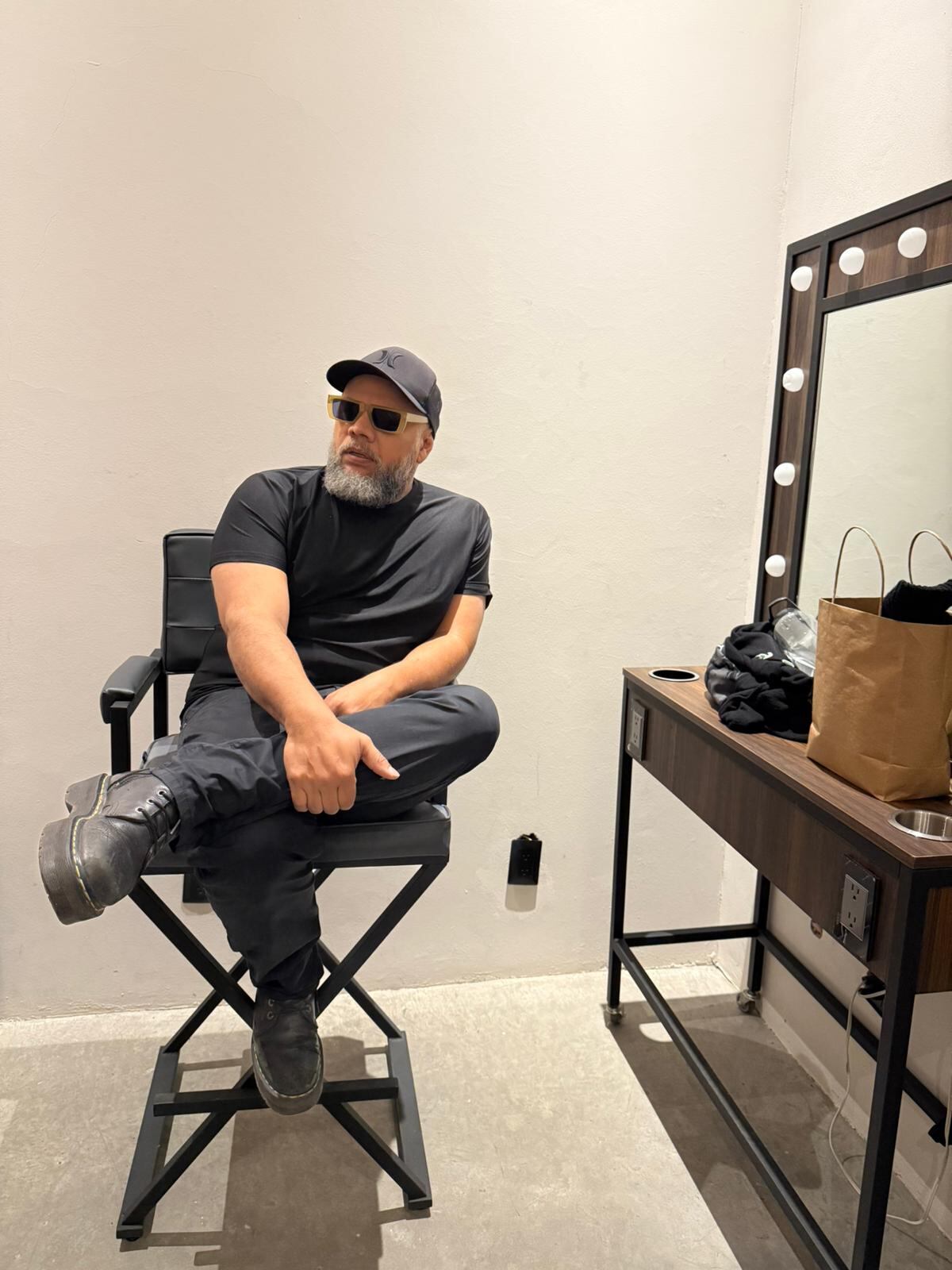 Paco Jiménez, cantante y locutor tico que participó en programa 'Lo tomas o lo dejas' de Televisa.