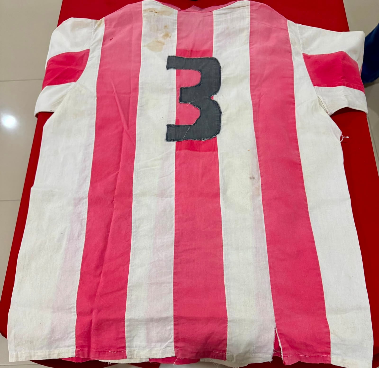 Primera camisa del Club Sport Huracán