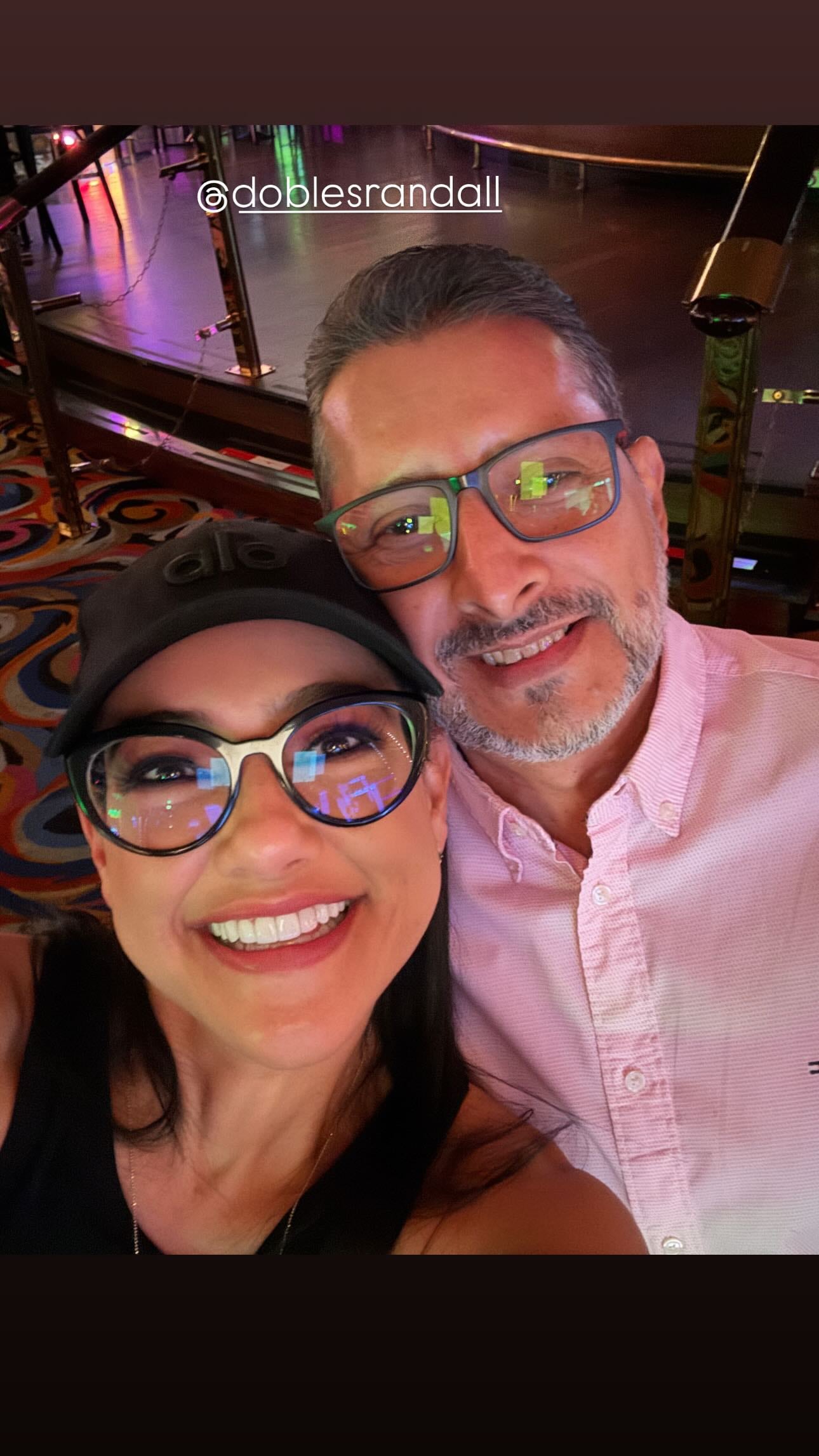 Nancy Dobles anda de viaje en el país vecino con su hermana Sol y allá se reunió con su familiar y sus hijos