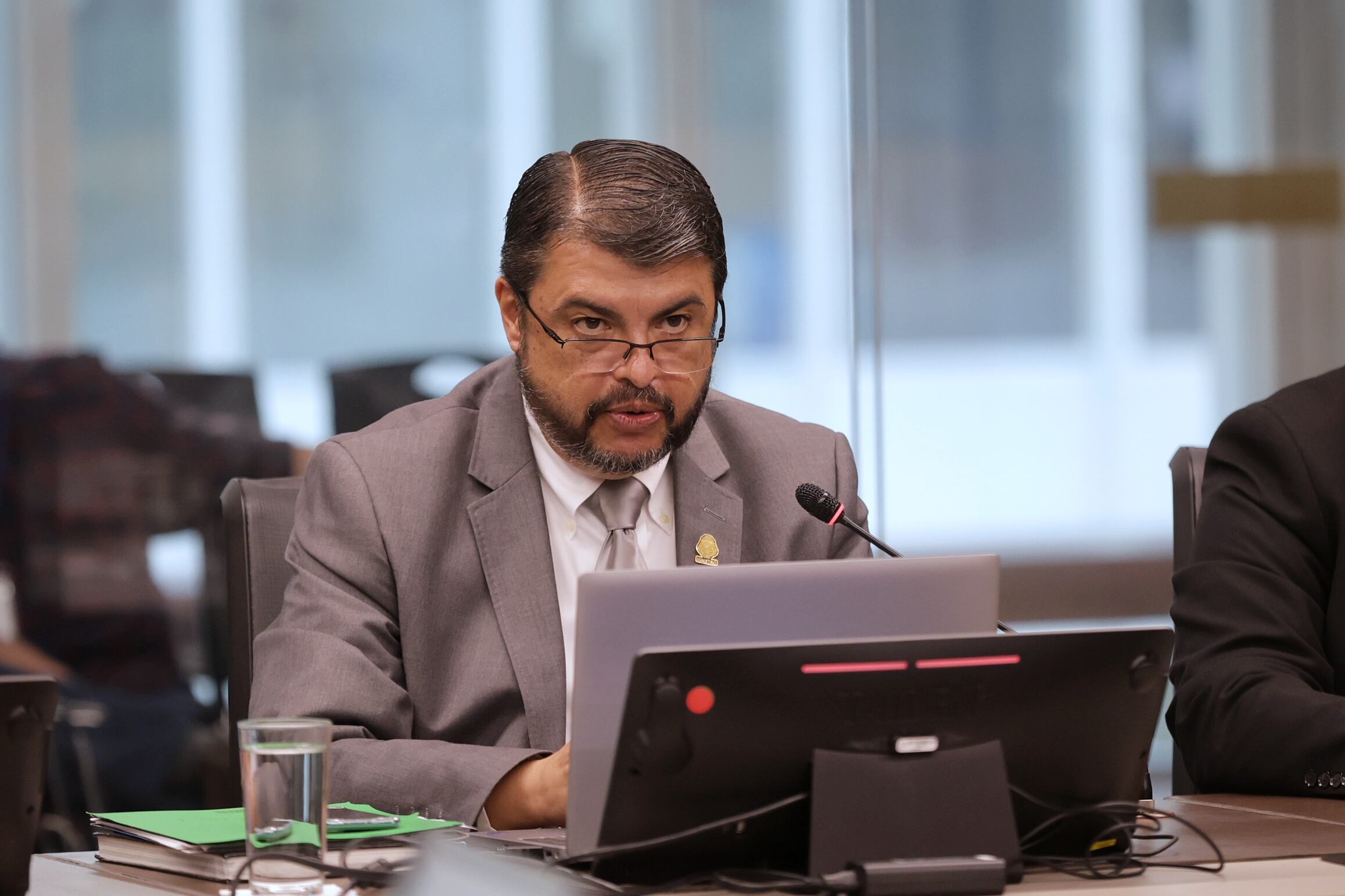 24/09/2024/ Comparecencia comisión Hacendarios del Ministro de Seguridad Pública Mario Zamora / Foto John Durán