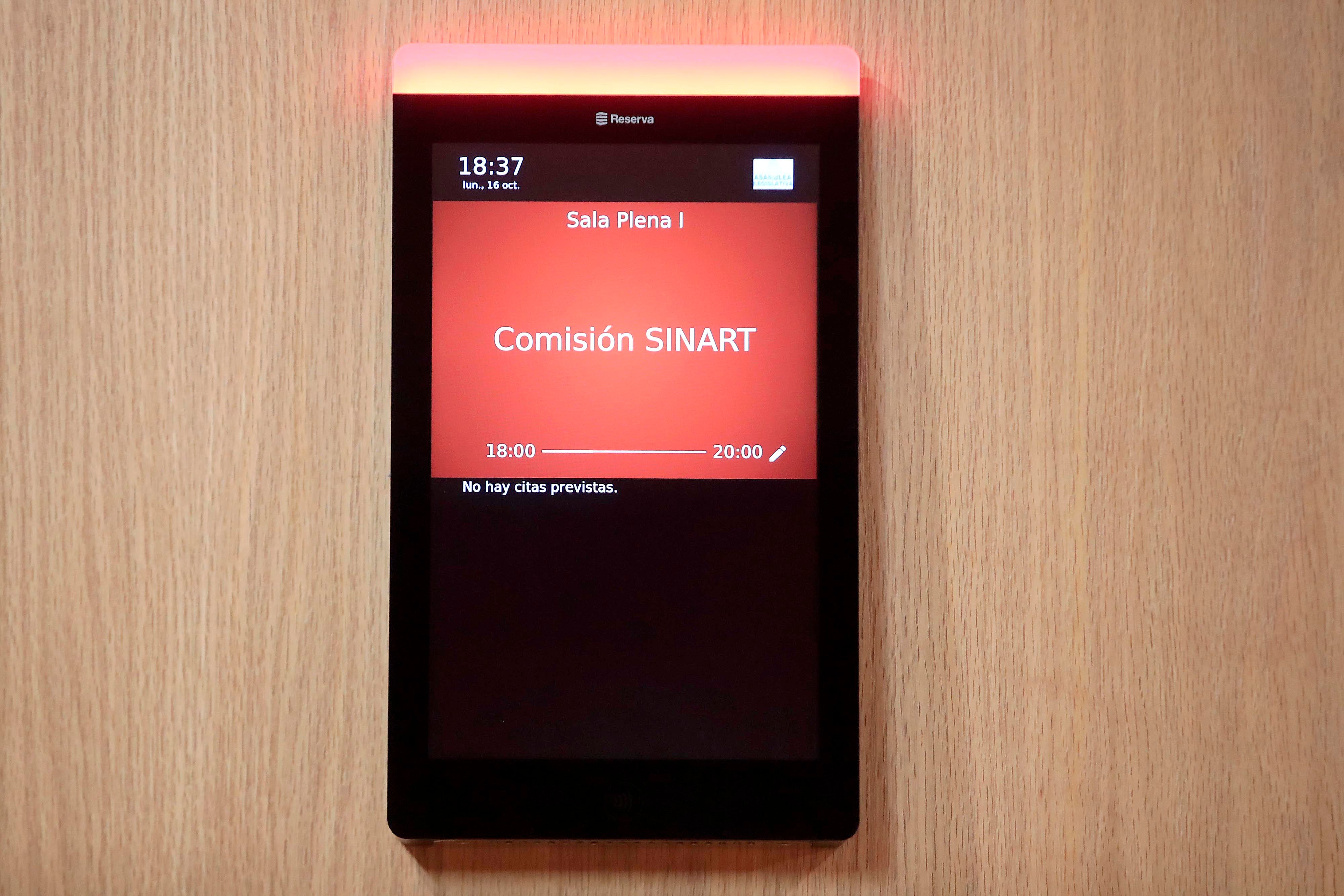 16/10/2023 Asamblea Legislativa. Mariana Fernández Sequeira, ex directora de Asesoría Jurídica, Sistema Nacional de Radio y Televisión (Sinart) comparece ante Comisión Especial Investigadora de las Contrataciones Relacionadas con Publicidad y Empresas de Medios Alternativos y Medios Tradicionales (Agencia de Publicidad del Sinart).