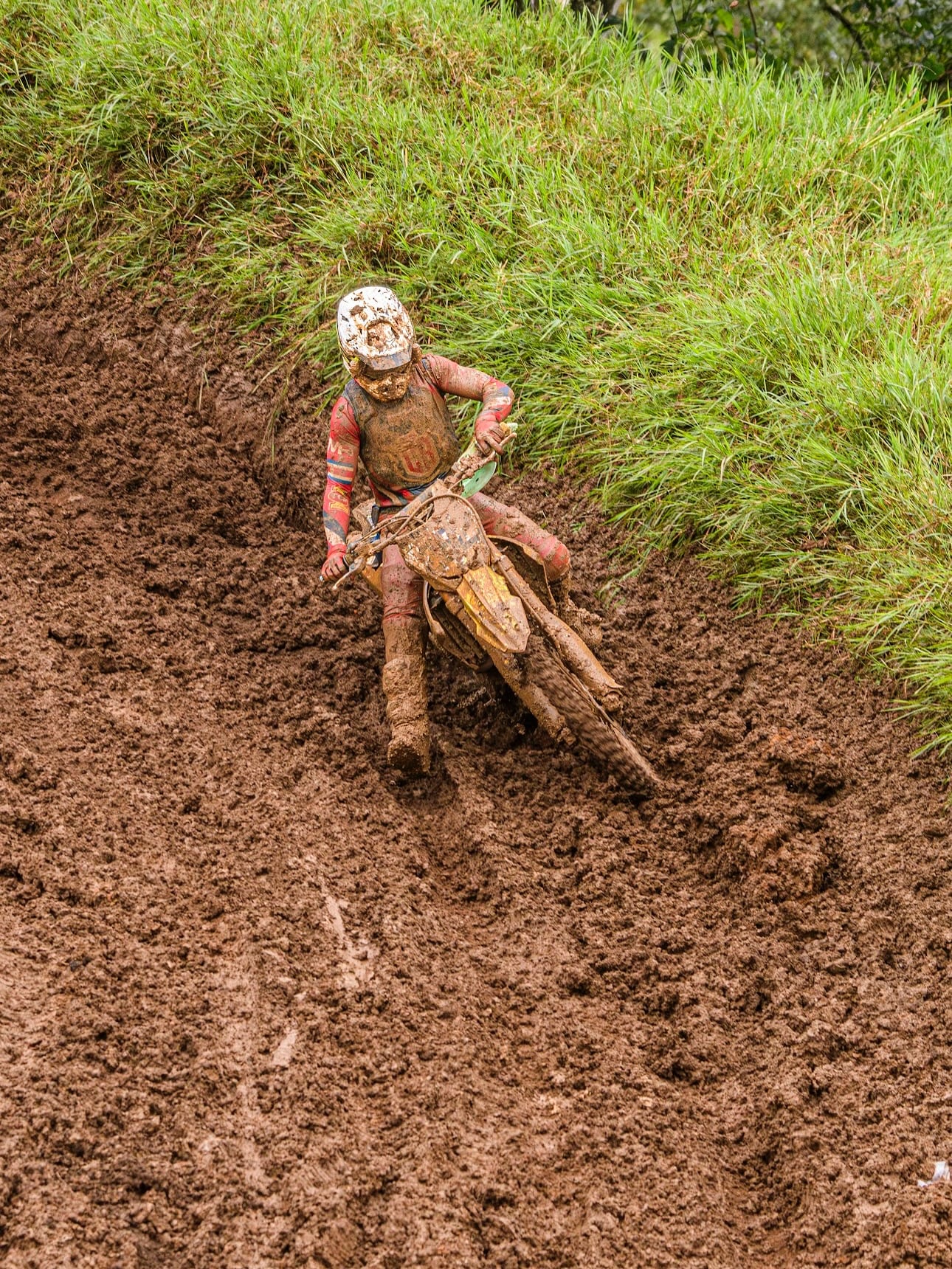 El piloto José Pablo Chaves el año pasado fue subcampeón nacional de motocross y este 2026 está decidido a darlo todo por ser el próximo campeón de la máxima categoría, la MX1 con el Team Suzuki Factory.
