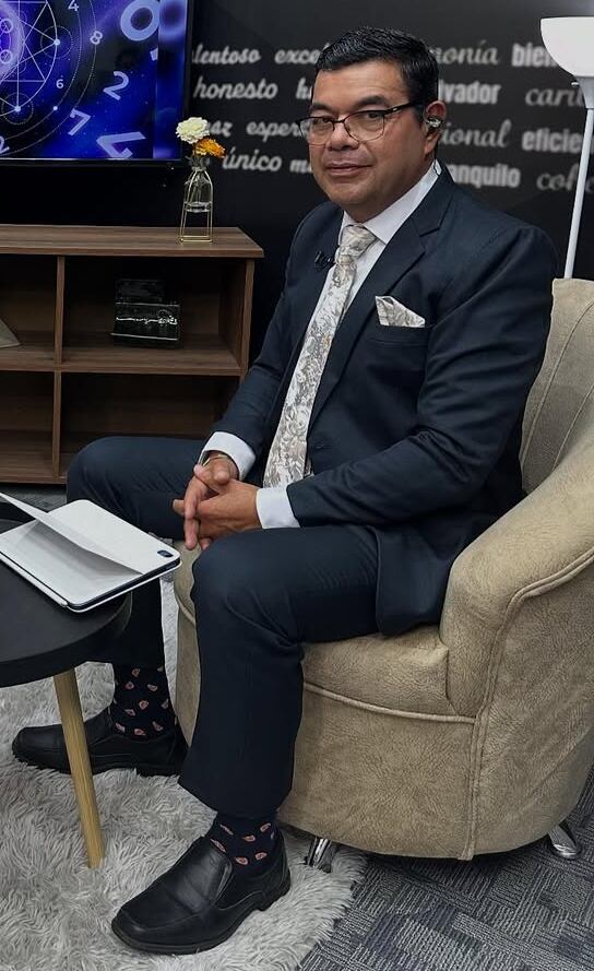 Marcelo Castro reveló uno de los secretos que tiene para verse tan jovial y fresco a sus 65 años.