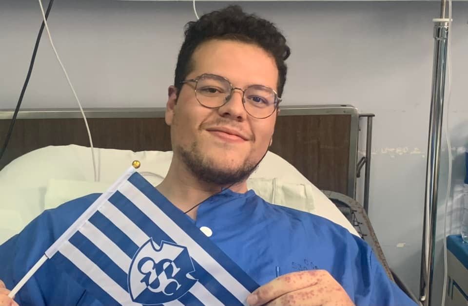 Pacientes del Max Peralta apoyaron al Cartaginés antes del juego contra Alajuelense. Facebook.