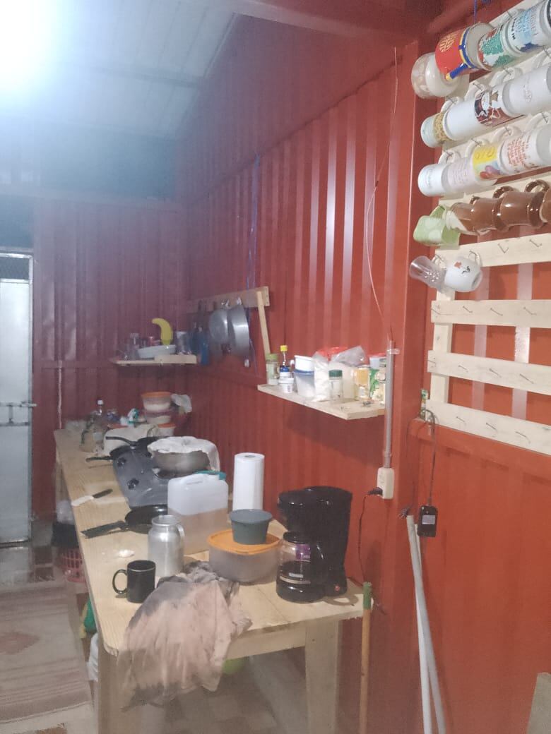 En cuestión de mes y medio Rudy Oyes Molina se enfermó de covid, perdió su casa en un incendio y la que estaba alquilando se le inundó. Foto Rudy Oyes.