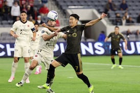 Técnico de Los Ángeles FC se quejó abiertamente de Alajuelense por este motivo