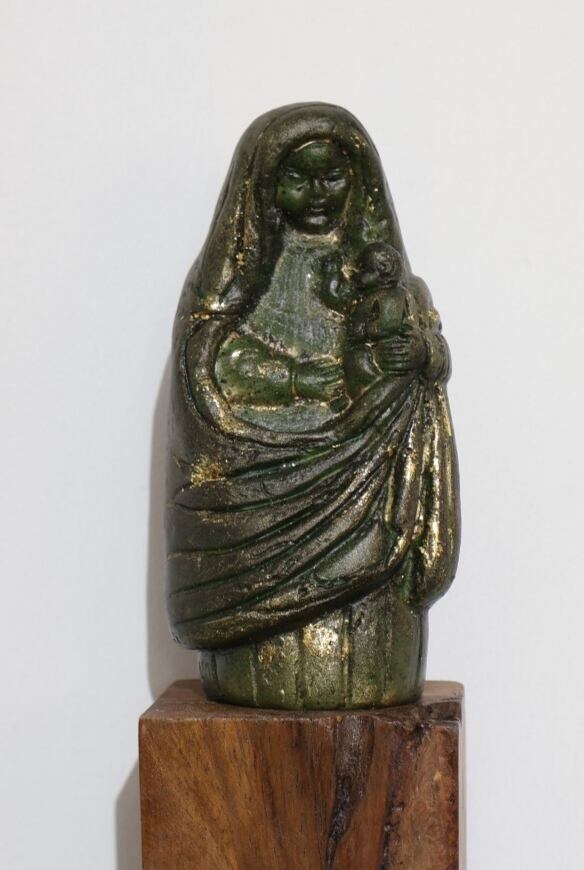 Virgen de los Ángeles hecha por el escultor costarricense, Luis Alonso Ramírez, de la colección "Desde el Origen".