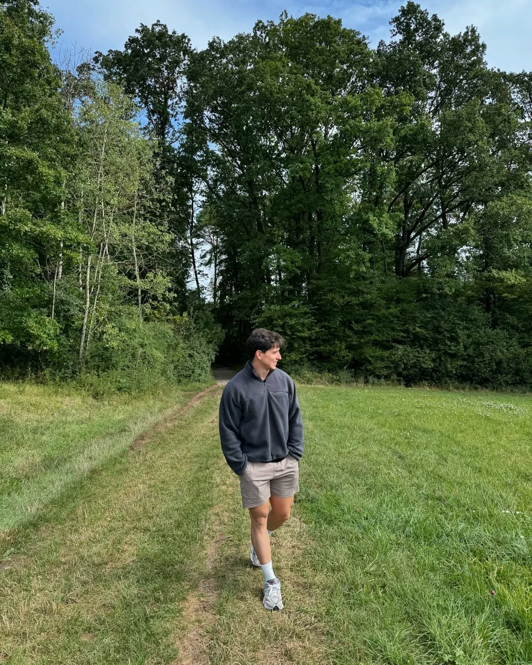 Turista español se enamoró de Costa Rica y también robó corazones.