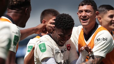 Alajuelense asegura la final del Apertura 2025, ¿romperá el muro o repetirá la historia de siempre?