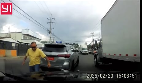 Locutor Mario de la O, de la emisora 103.