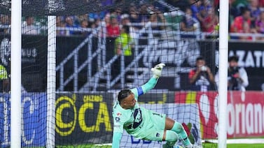 Video: Keylor Navas pasó del cielo al infierno en cuestión de segundos con Pumas