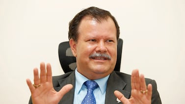 OPINIÓN: Las barbas del exdiputado y pastor Abelino Esquivel están en remojo