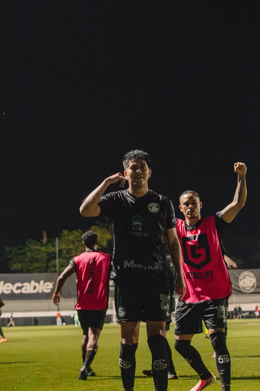 San Carlos y Sporting empataron 3-3 en la jornada 12.