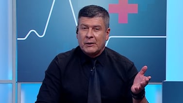 Carlos Álvarez reveló el inusual padecimiento por el que hasta su hija y esposa se han visto afectadas