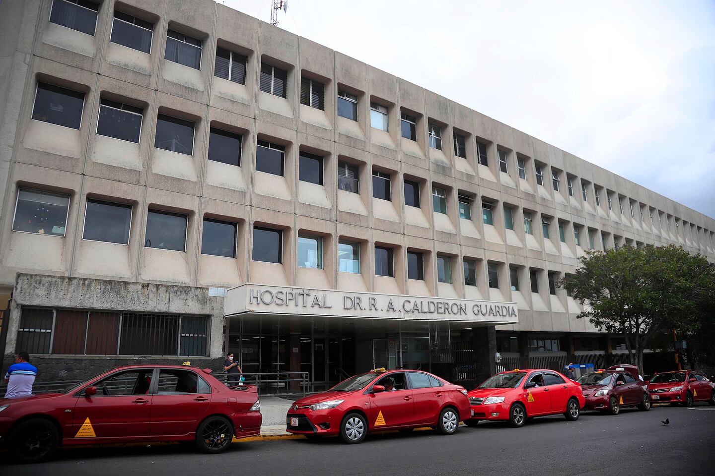 Joven pierde la vida luego de que gatilleros le dispararan a quemarropa ...