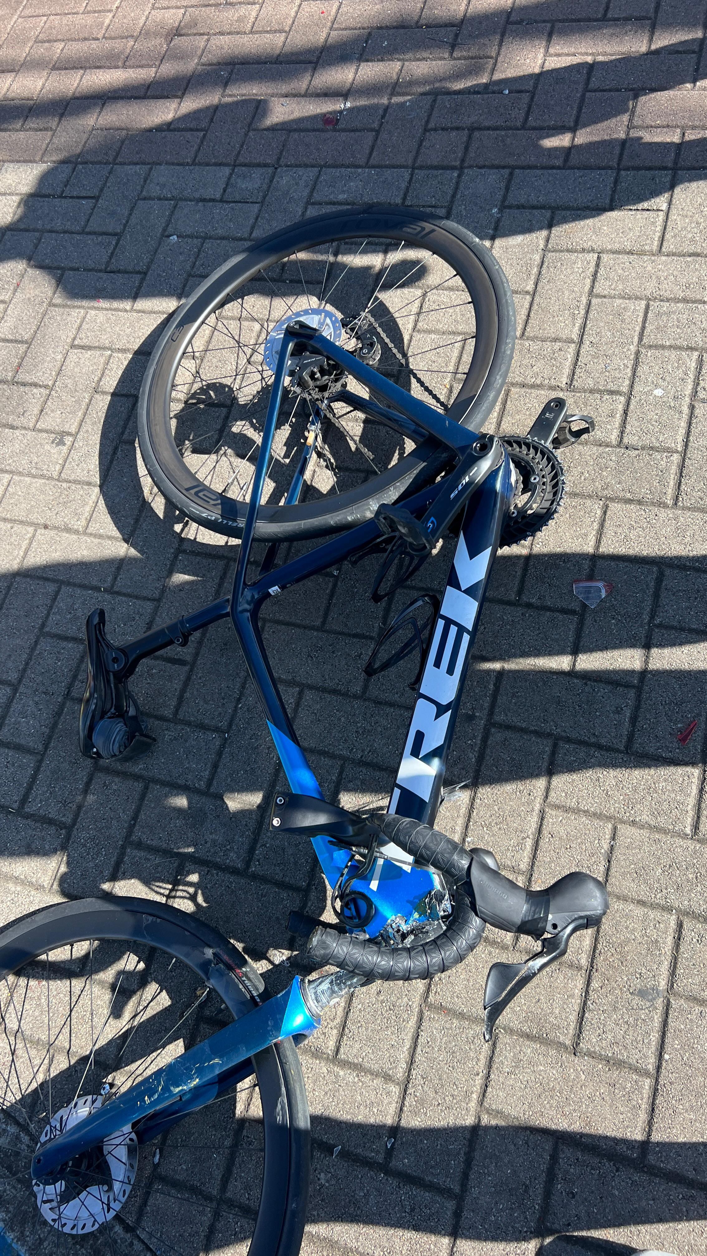 Juan Pablo Quirós Barquero, fue embestido por un carro debido a una imprudencia de un conductor. Foto cortesía Yohan Coto.