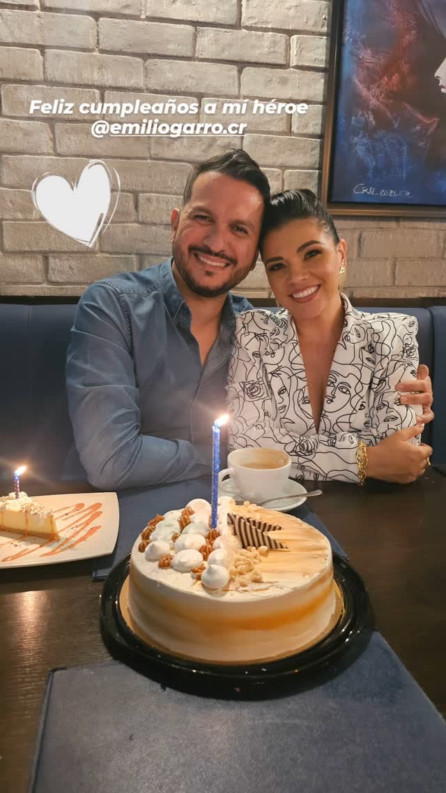 Natalia Rodríguez junto a su esposo Emilio Garro.