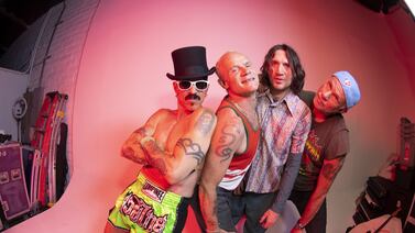 Captan a los Red Hot Chili Peppers en San José, listos para celebrar Halloween con los ticos