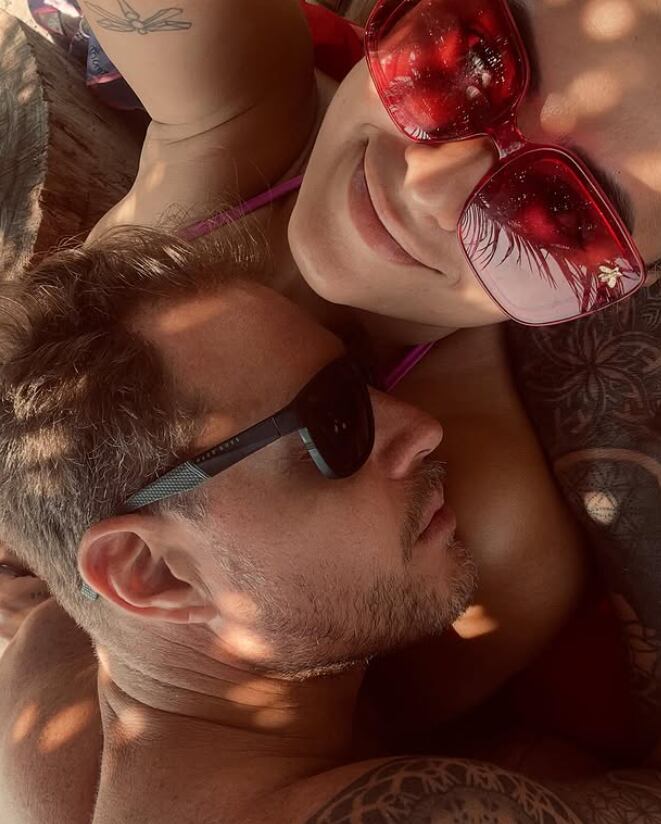 Mauricio Hoffmann y Majo Ulate