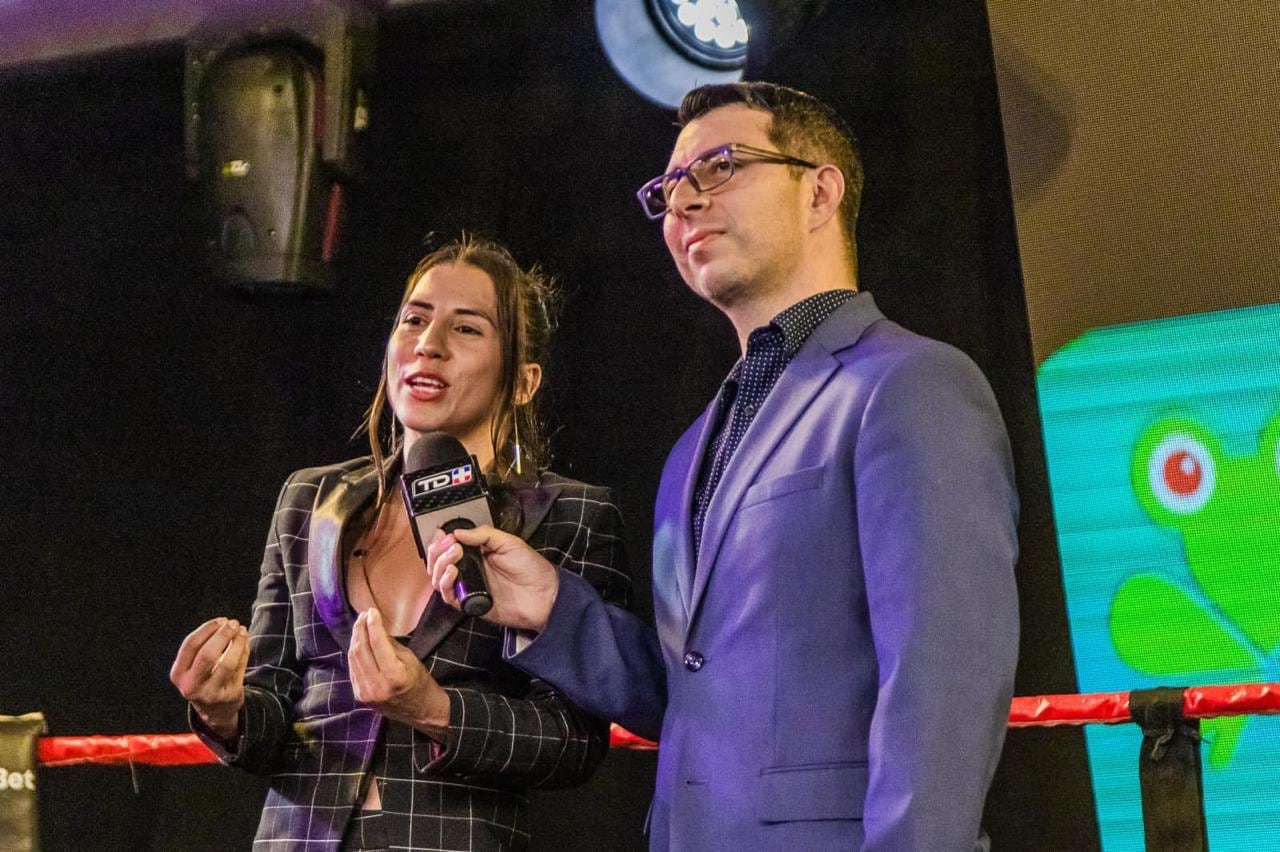 Rafael Soto trabajó con figuras como la boxeadora costarricense Yokasta Valle.