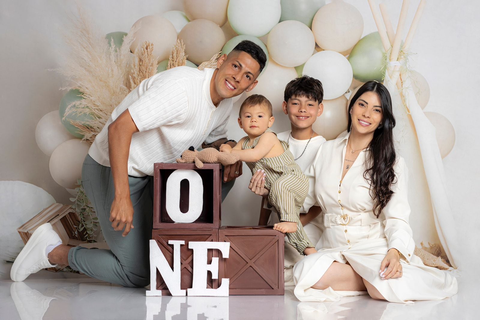 Familia de Mauro Quiroga, jugador de Cartaginés