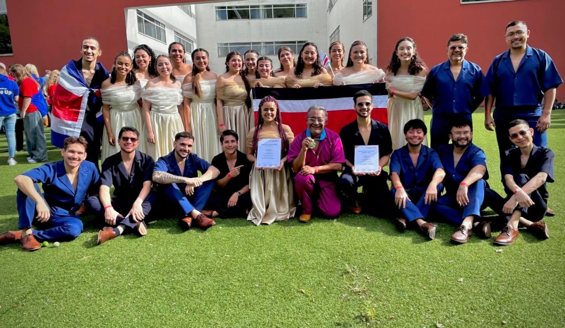 El coro Kem B’ix, de Heredia, fue al mundial de coros y ganaron varias medallas y reconocimientos
