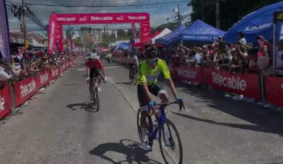 Juan Diego Alba
Movistar Team
Campeón de la Vuelta a Costa Rica 2023
25 de diciembre del 2023
Tomada de Facebook