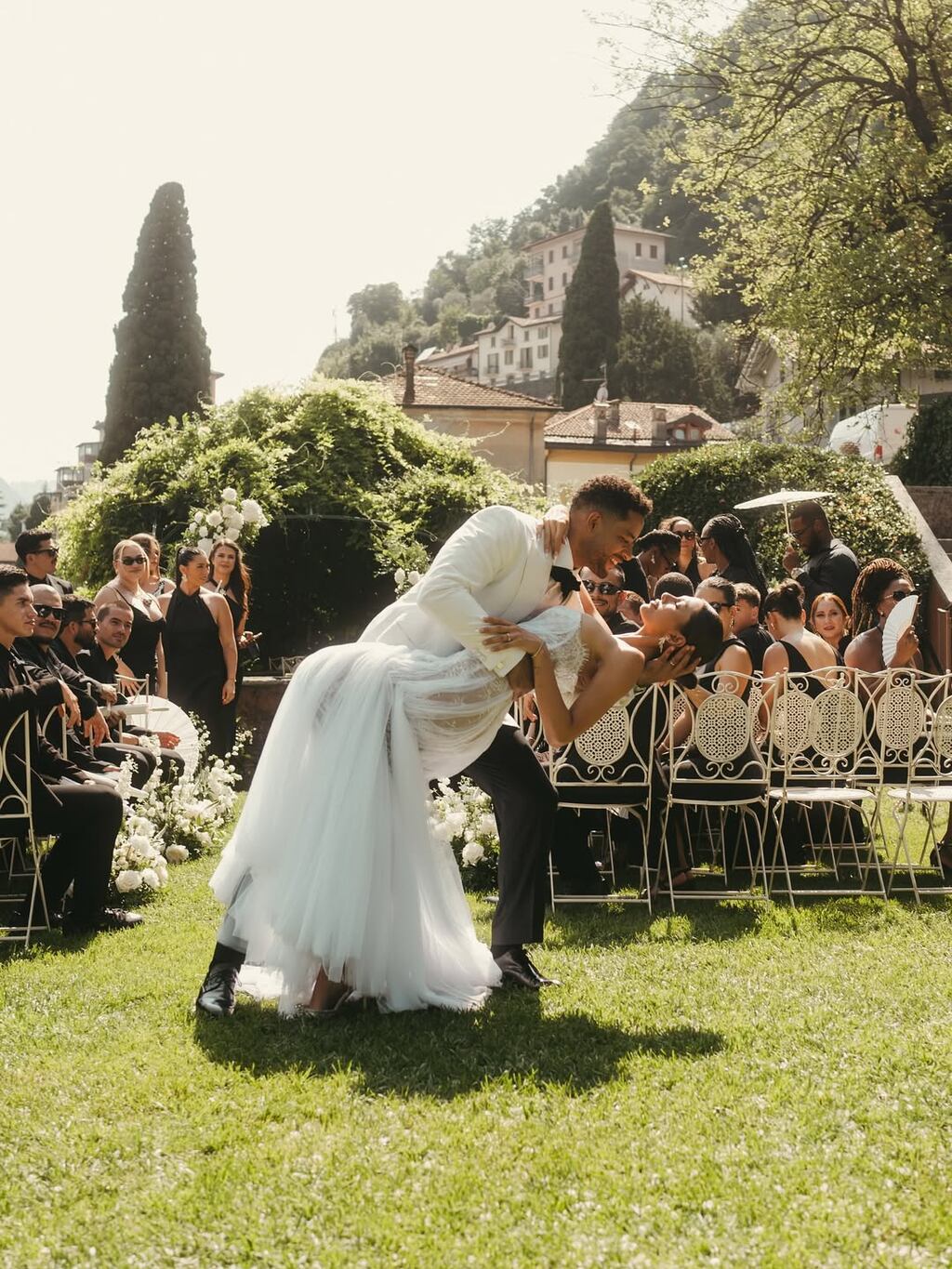 Exmiss Costa Rica se enfureció en su boda porque una invitada rompió ...