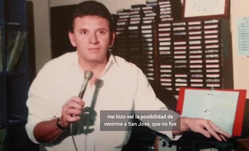 Mario Méndez, locutor comercial de radio Columbia.