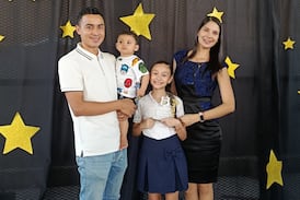 Exjugador del Santos de Guápiles cambió los goles por dar servicio como chofer en plataformas de transporte