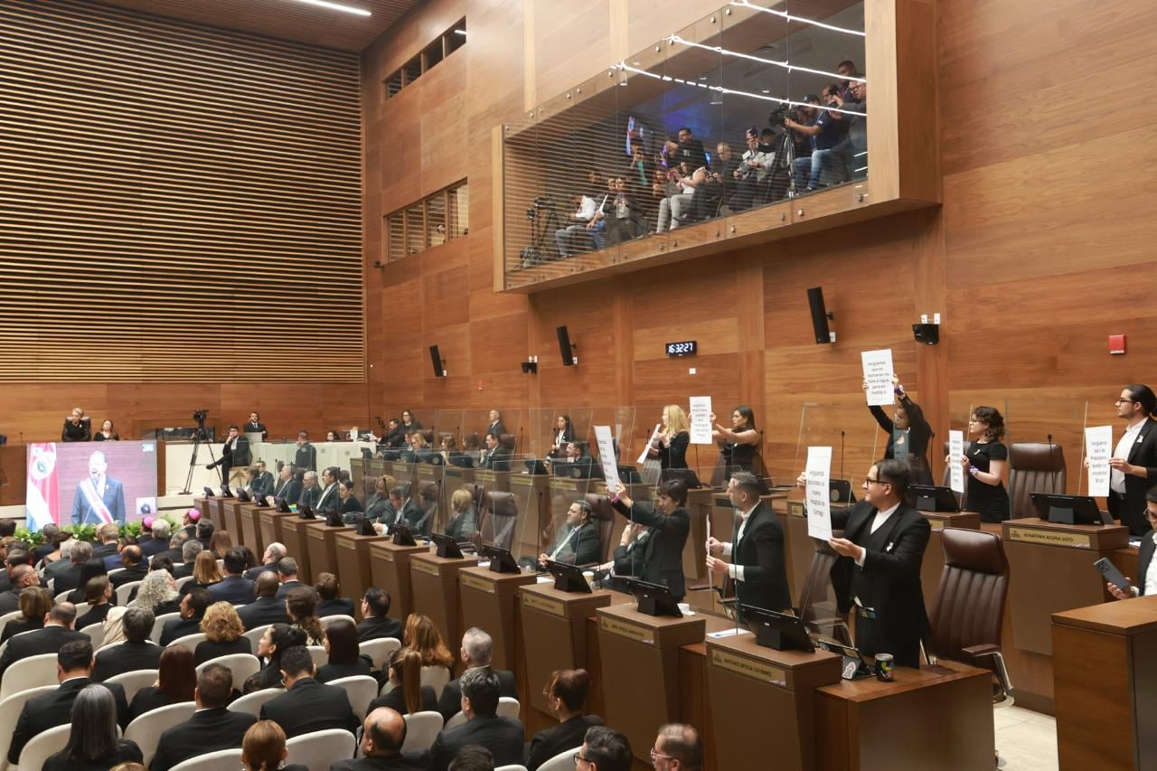 Informe de labores de Rodrigo Chaves en la Asamblea Legislativa