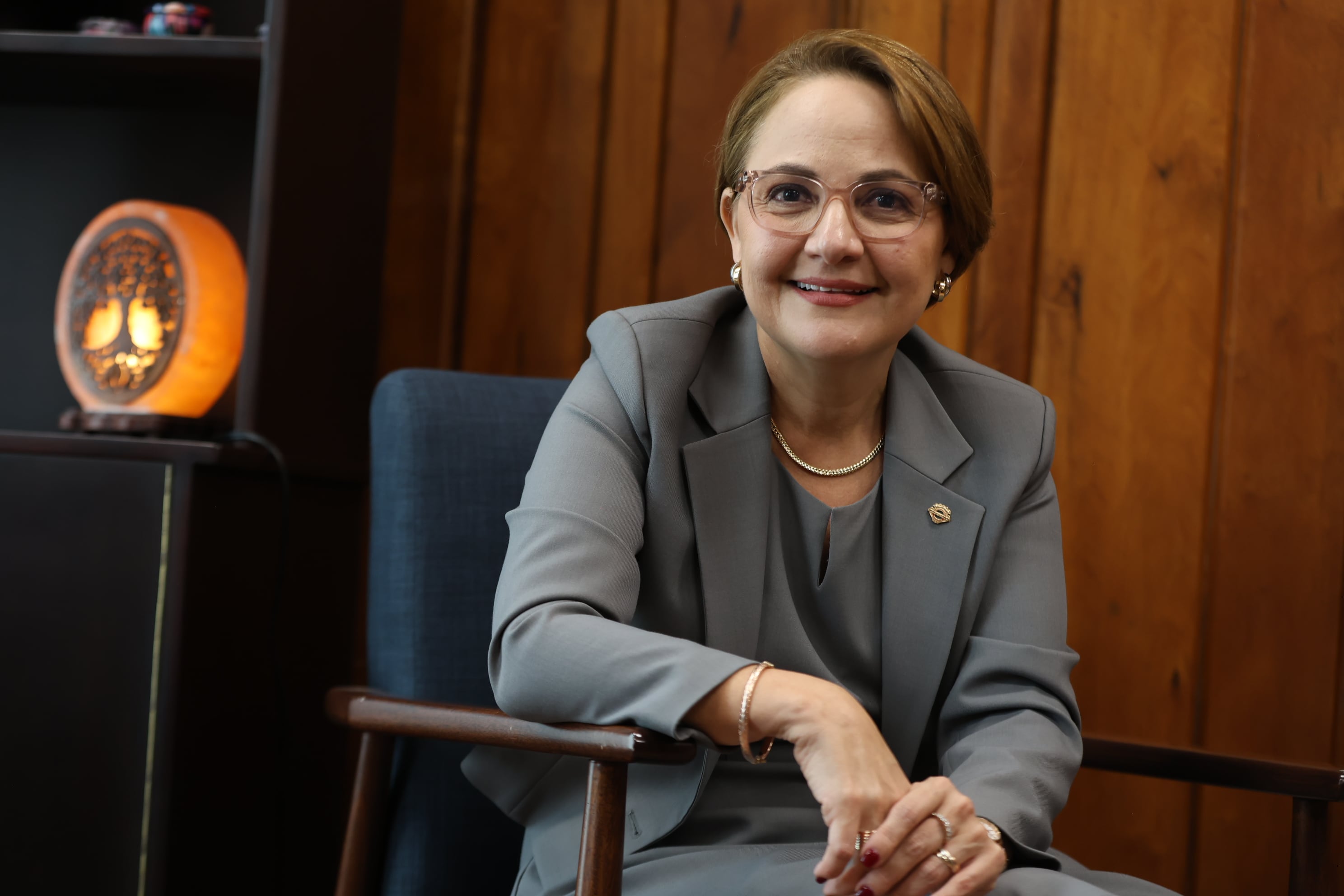 Retratos de Patricia Vargas nueva presidente de La Corte Suprema de Justicia / Foto John Durán