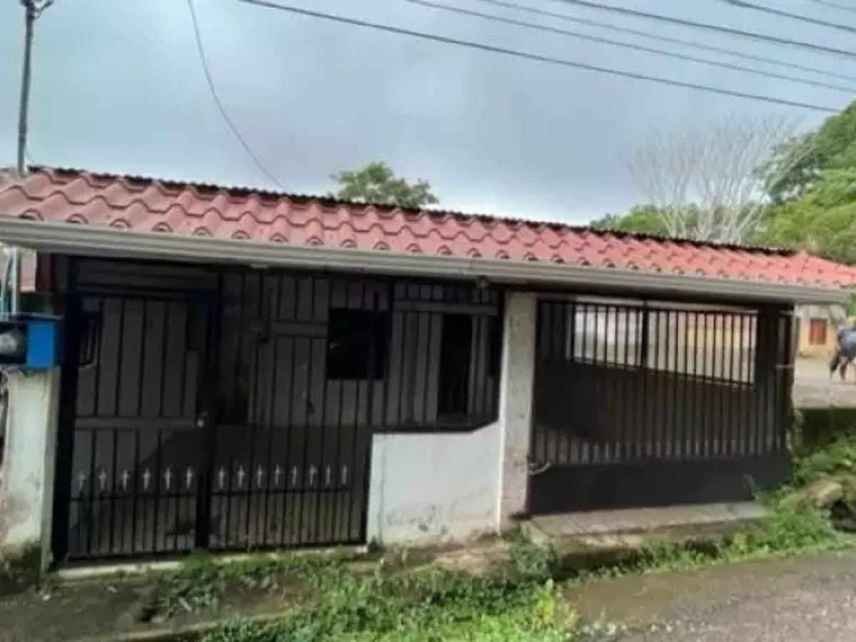 ¿Sueña con vivir en Puntarenas? Esta casita podría ser suya.