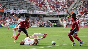 Bryan Ruiz fue muy crítico con Jeyland Mitchell tras repetitivo error del defensor