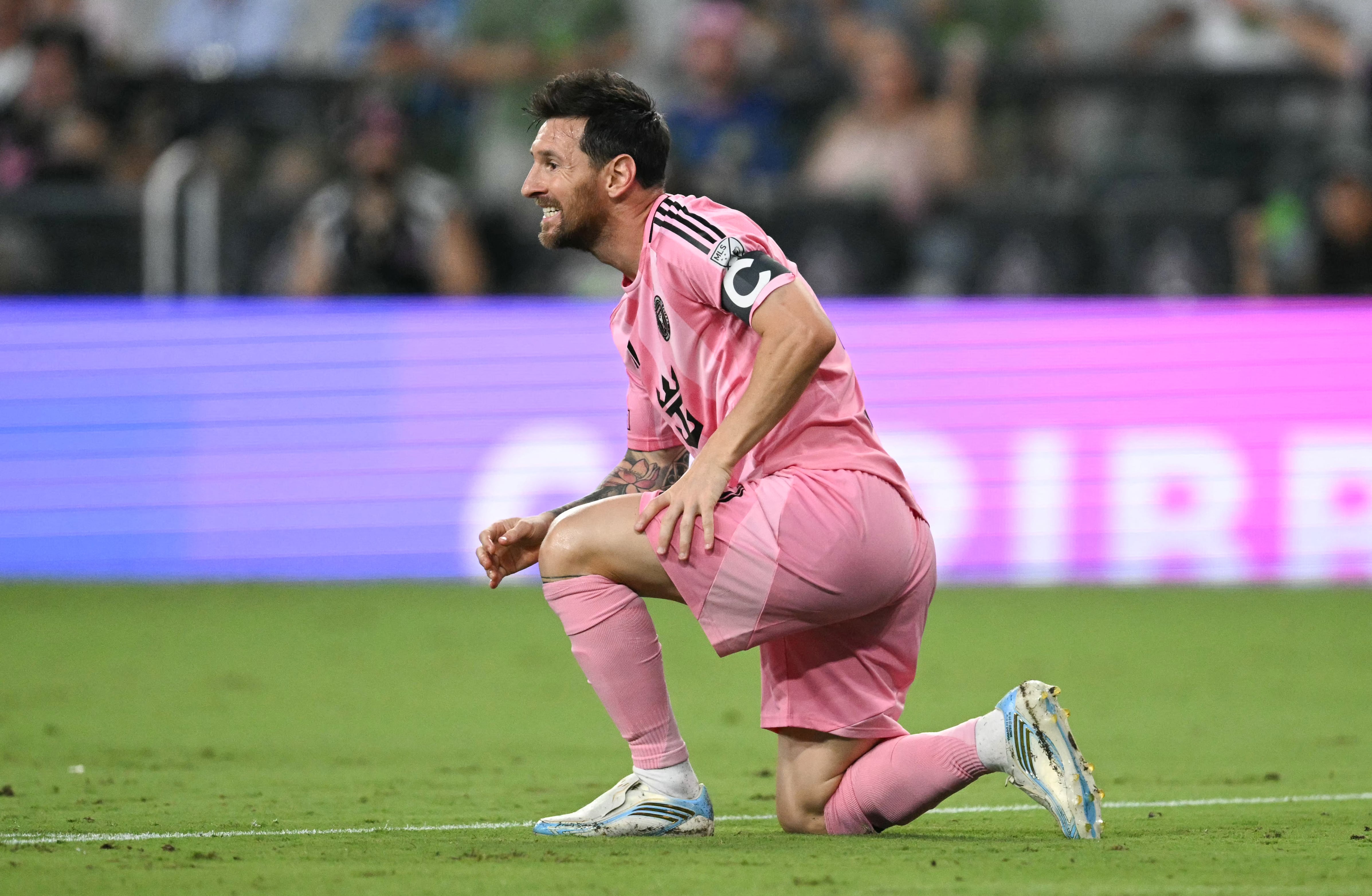 Lionel Messi tendrá un nuevo entrenador en el Inter Miami. Aquí, reacciona en un partido ante el Toronto FC el pasado 22 de junio.