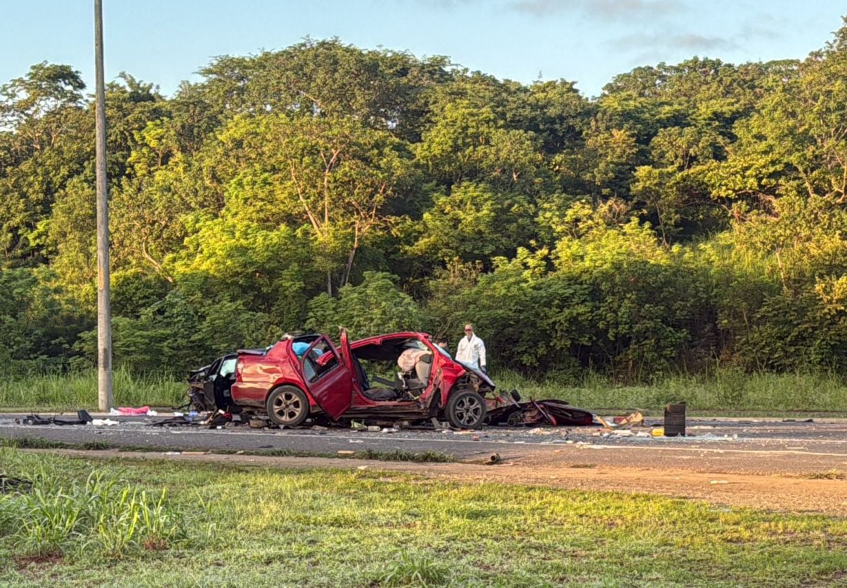 Choque en Caldera, sobre ruta 27, deja una persona fallecida y varios heridos. Foto Facebook.