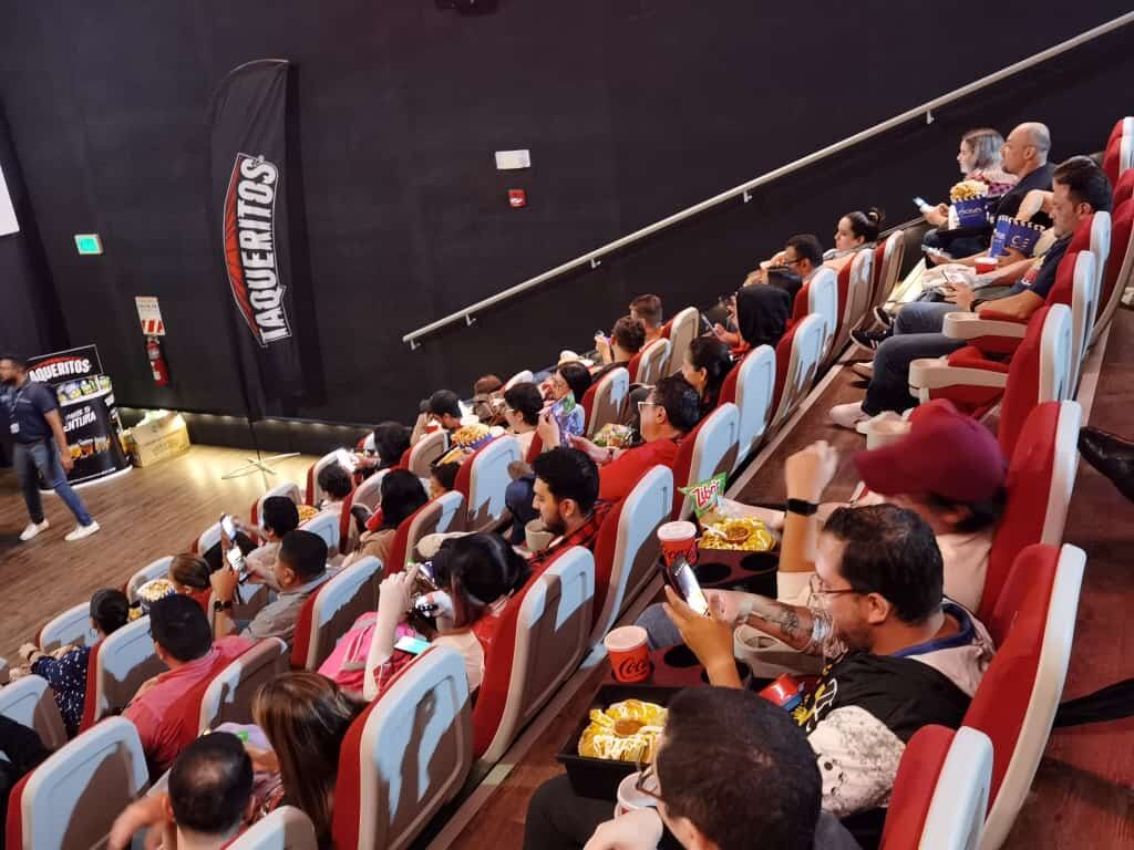 El miércoles anterior, 120 personas vieron la nueva película “Spider-Man: a través del Spider-Verso” en Nova Cinemas. Cortesía.