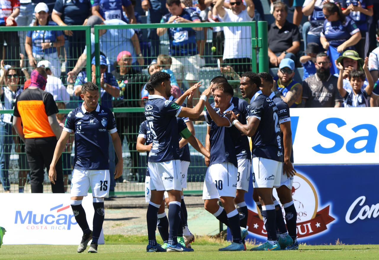 Cataginés y Santos se enfrentaron en el Fello Meza, en la fecha 1 del Torneo de Clausura 2025, el 12 de enero del 2025.