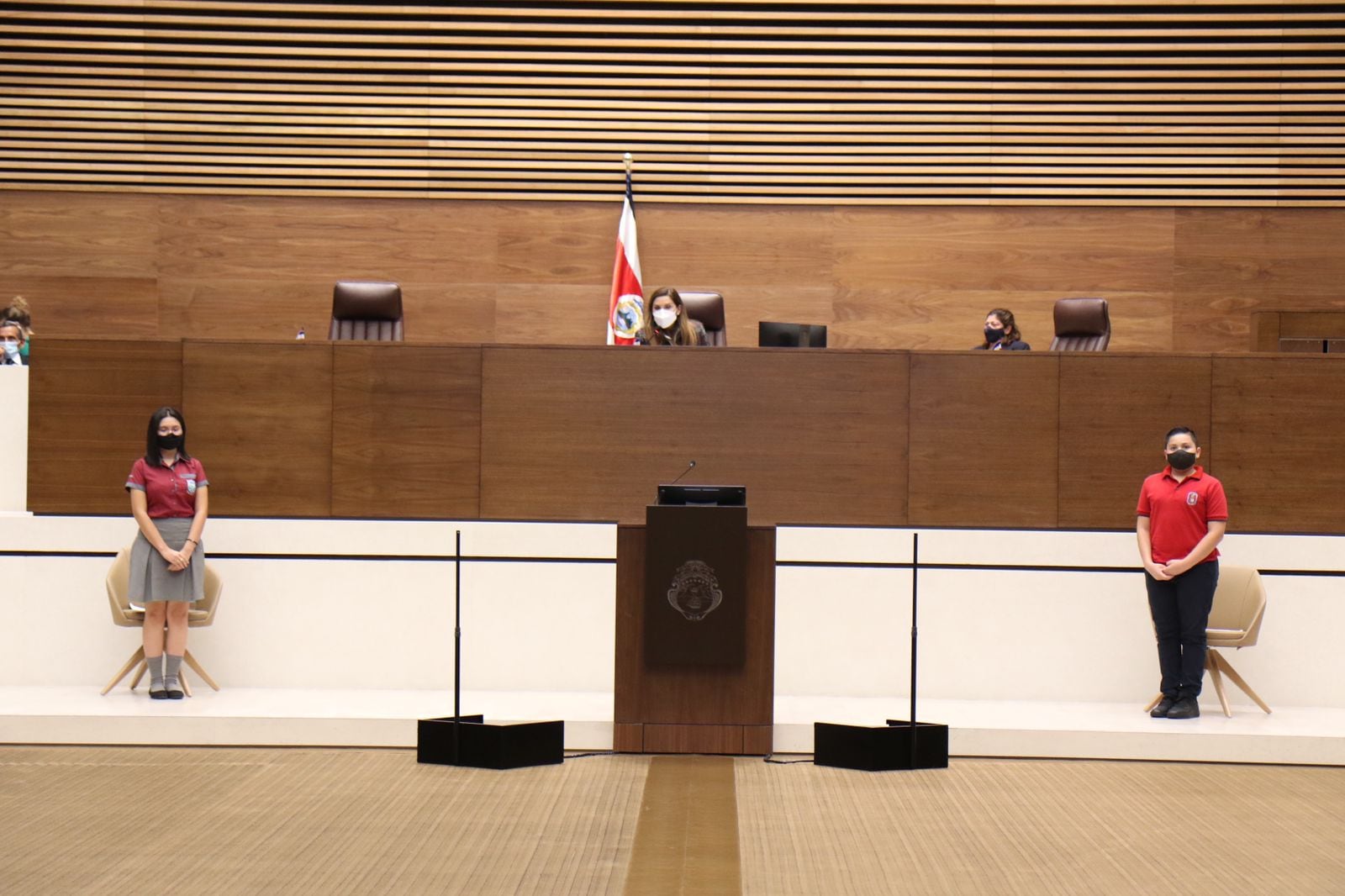 Brandy Herrera Gómez e Isaac Granados Fallas, hablaron para los diputados el 8 de setiembre del 2021.