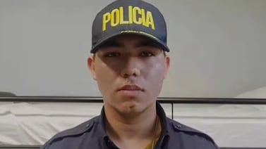 Joven policía de 21 años encontró su pasión por casualidad y hoy es un ejemplo para otros jóvenes