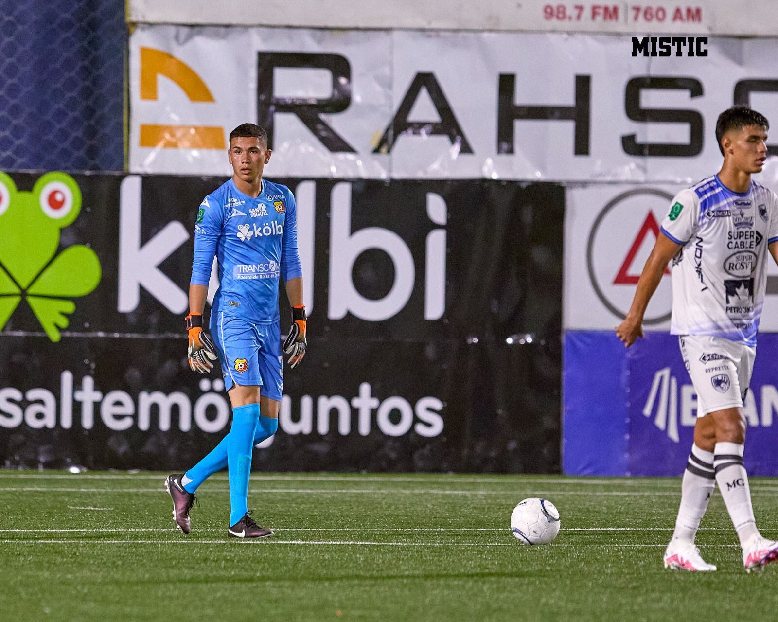 Steven Orias, Wendy Corella, Herediano