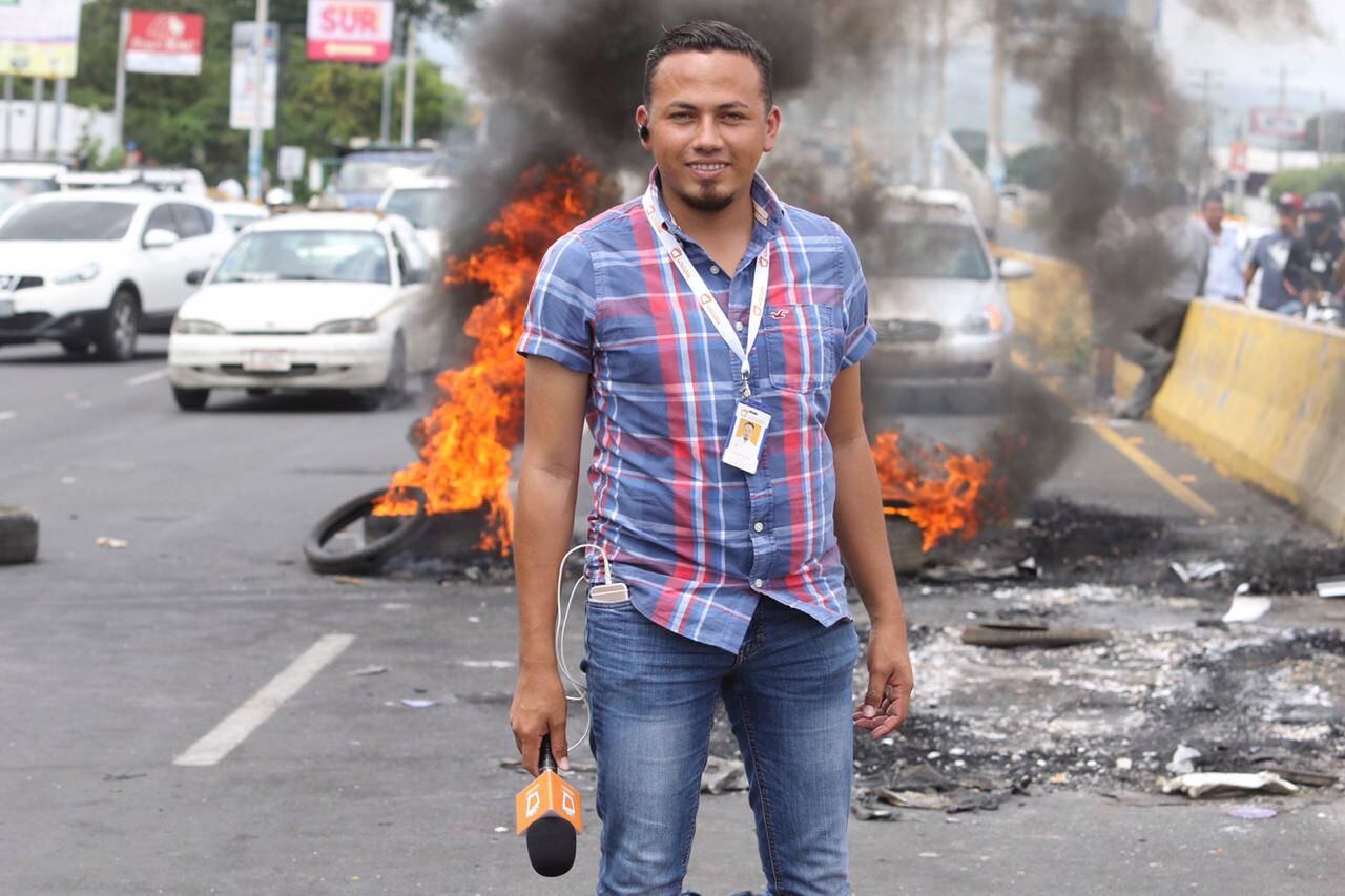 Gerall Chávez es un periodista que huyó de Nicaragua en el 2018 y hoy es uno de los fundadores de "Nicaragua actual".