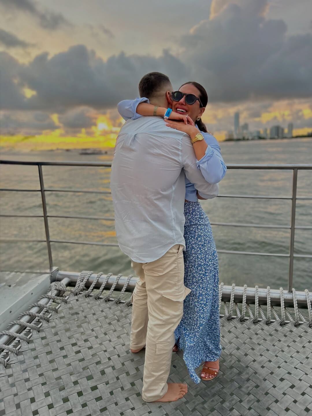 Daniel Carvajal y su propuesta de matrimonio a su novia Laura Ospina.