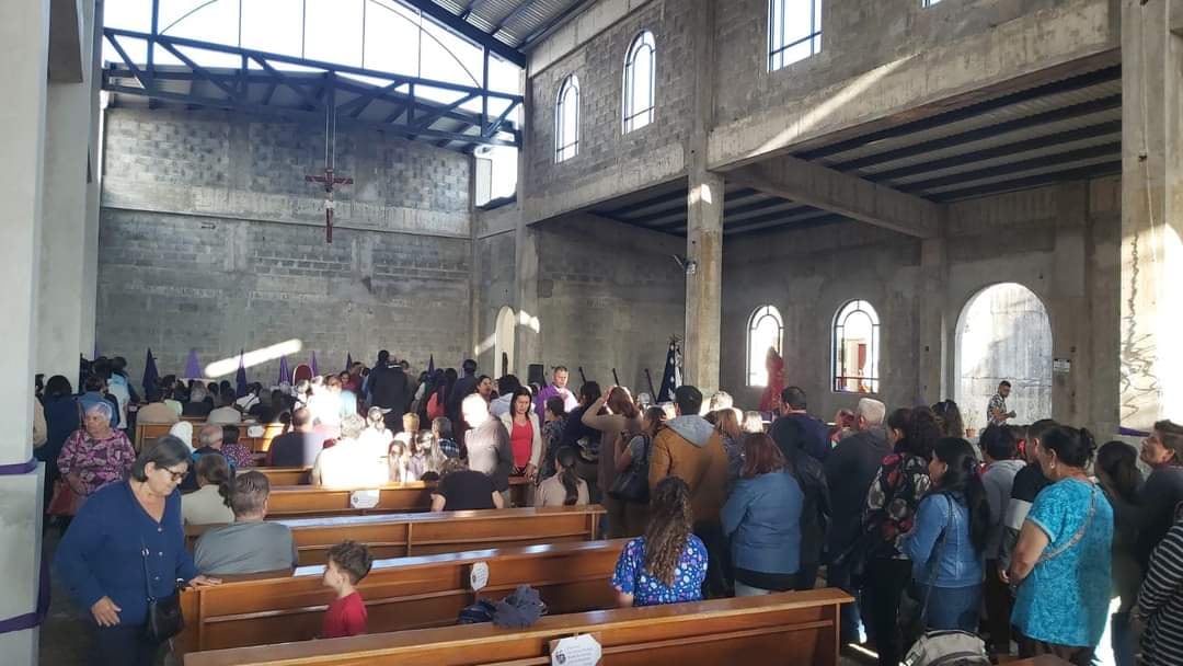 Construcción del templo católico de San Antonio de Padua, en Coronado