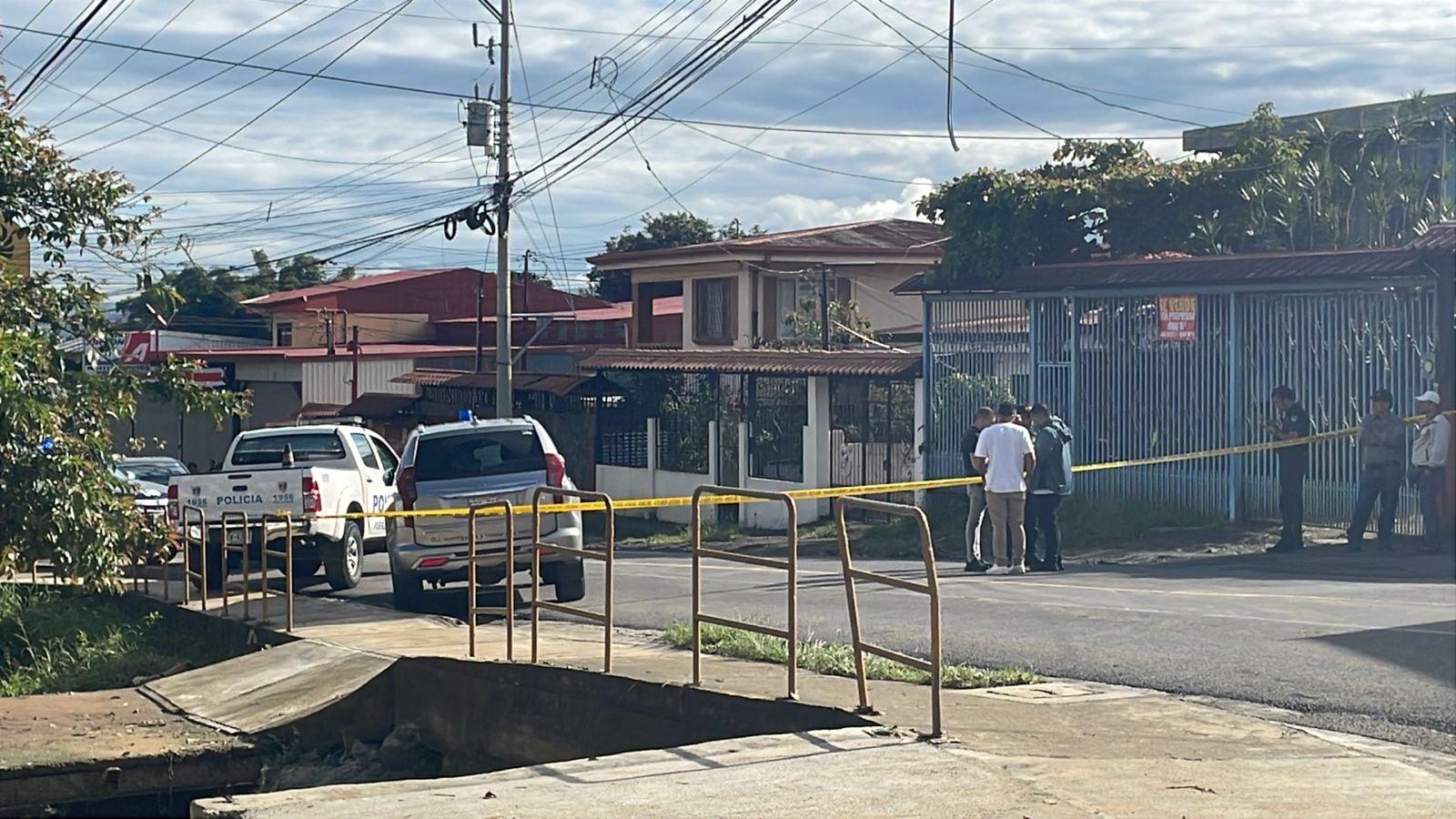 Doble crimen en San Juan de Dios de Desamparados. Foto: Silvia Coto