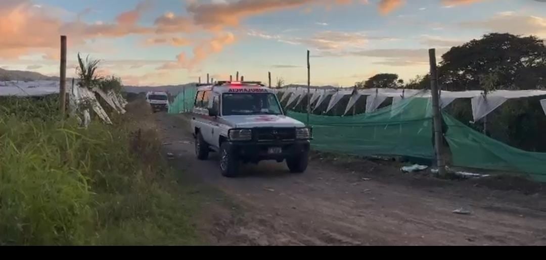 Rescatan a hombre que cayó a un río en La Guácima y fue trasladado en condición crítica